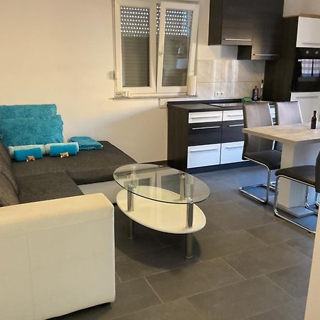 Apartment Matic Врси Екстериор снимка
