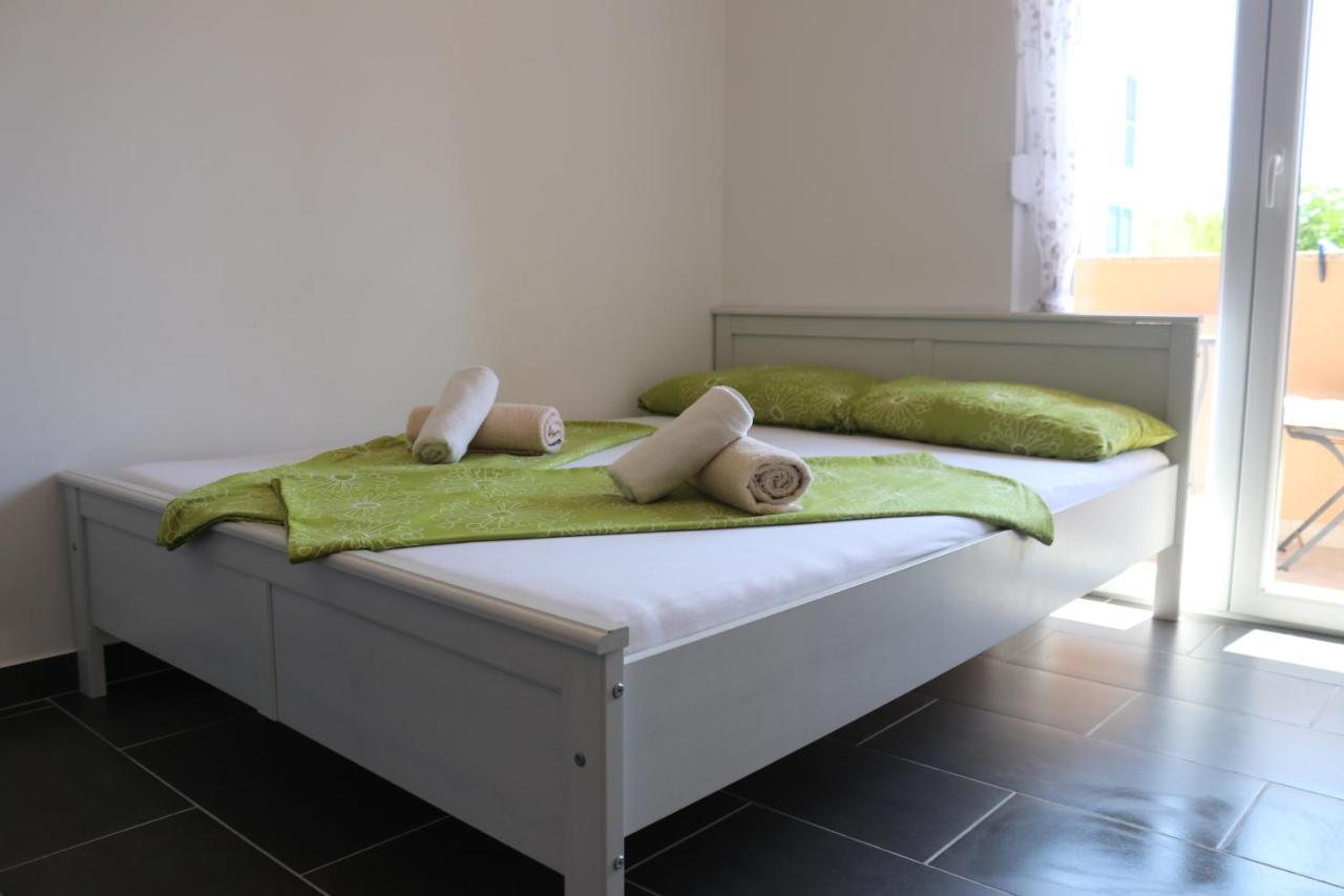 Apartment Matic Врси Екстериор снимка