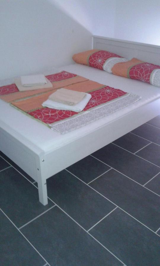 Apartment Matic Врси Екстериор снимка