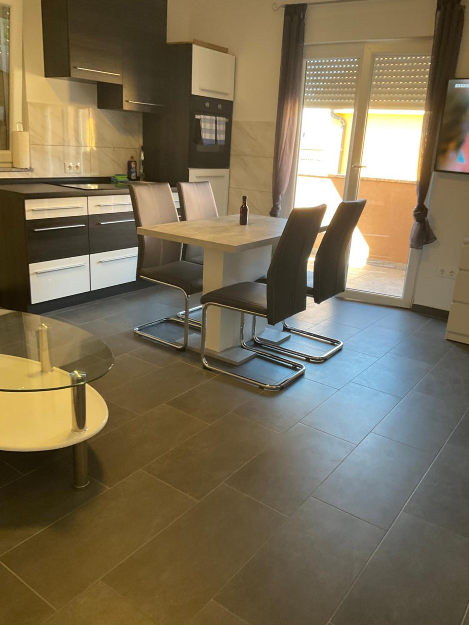 Apartment Matic Врси Екстериор снимка