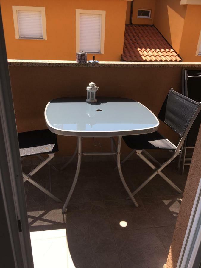Apartment Matic Врси Екстериор снимка