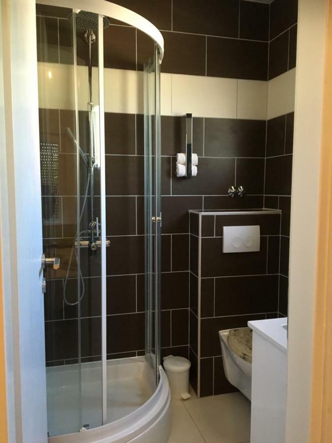 Apartment Matic Врси Екстериор снимка